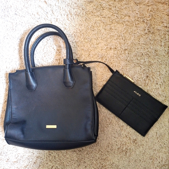 Aldo Handbag with Removable Crossbody Strap and Removable Wallet - Picture 2 of 12